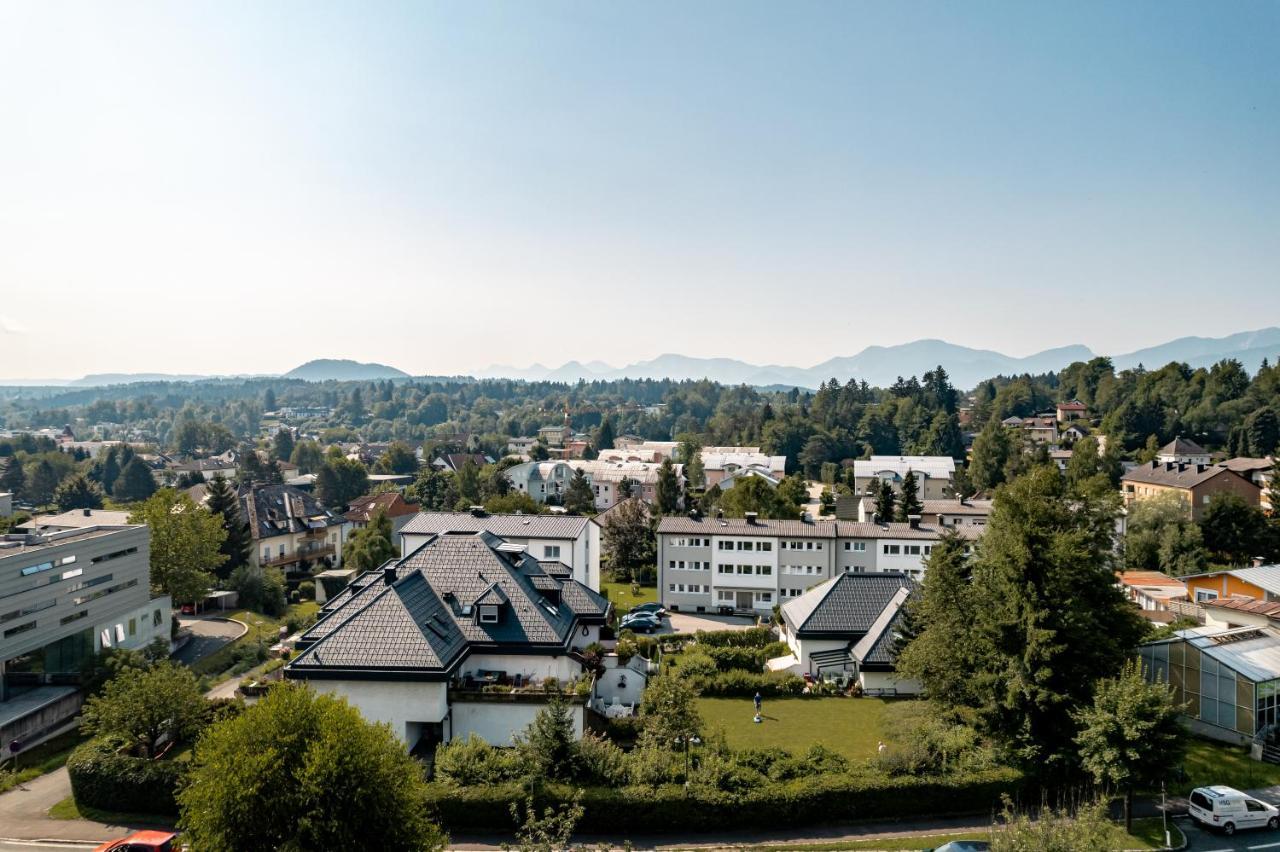 Hotel Karntnerhof Velden By S4Y フェルデン・アム・ヴェルターゼー エクステリア 写真